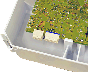 hl monza pcb rear exposed.gif